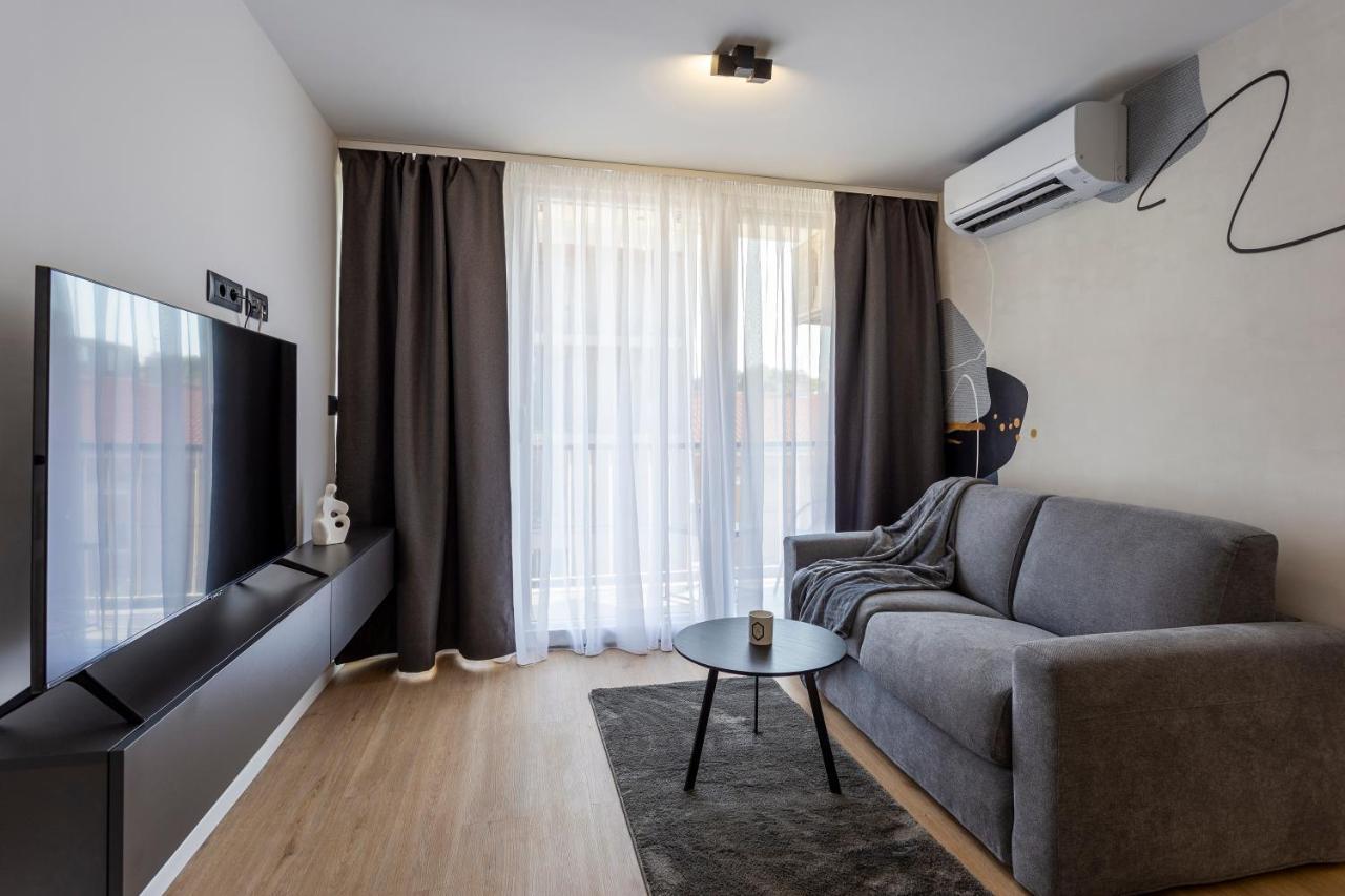 Izis Centar Pule Apartament